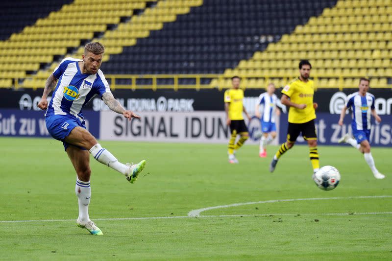 Bundesliga - Borussia Dortmund v Hertha BSC