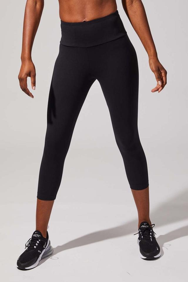 Dashing MPG SCULPT Recycled High Waisted Capri – MPG Sport Canada