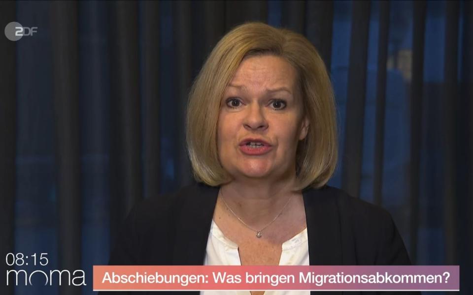 Im Interview sprach Nancy Faeser auch über die landesweiten Proteste gegen die AfD, die sie befürwortete: "Wir sehen, dass am rechten Rand ausgegrenzt wird. Das ist grob verfassungswidrig." (Bild: ZDF)