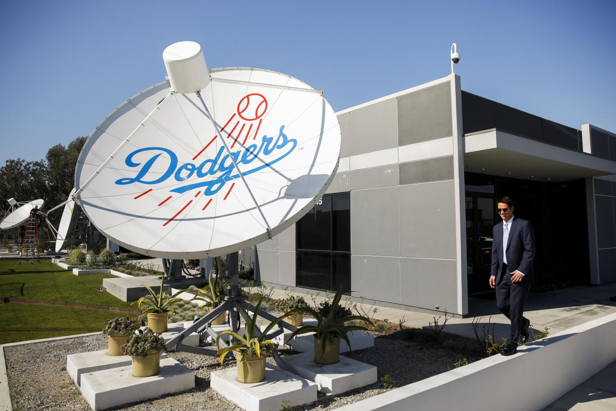 DirecTV, AT&T Customers Will Finally Get to See L.A. Dodgers Games