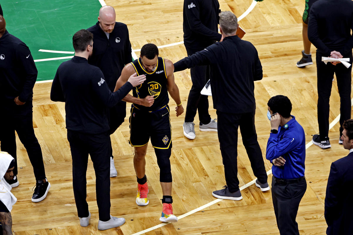 Stephen Curry says 'I'm going to play' in Game 4 of NBA Finals against  Celtics despite foot injury 