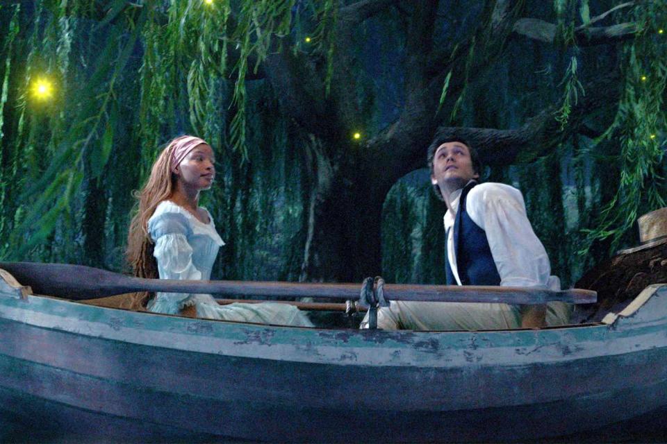 Disney Halle Bailey and Jonah Hauer-King in <em>The Little Mermaid</em> (2023)