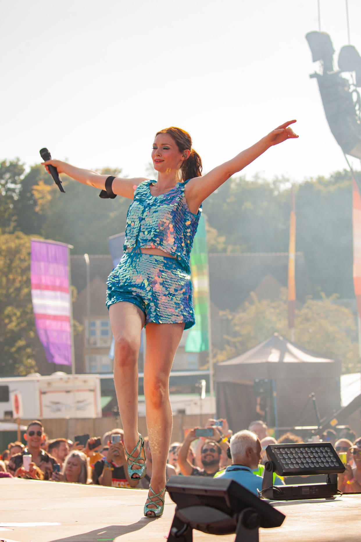 Sophie Ellis-Bextor dazzled the crowd in blue sequins and spoke frankly about family life in lockdown. (Adiam Yemane)