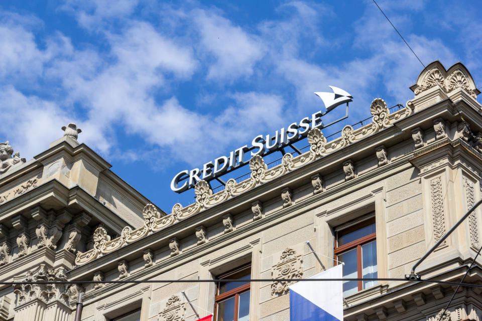 瑞士信貸（Credit Suisse）爆出財務危機，大股東不願增資，瑞土央行急出手。富邦金今表示有110億元曝險，但還不到需要列資產減損的地步。圖/取自getty