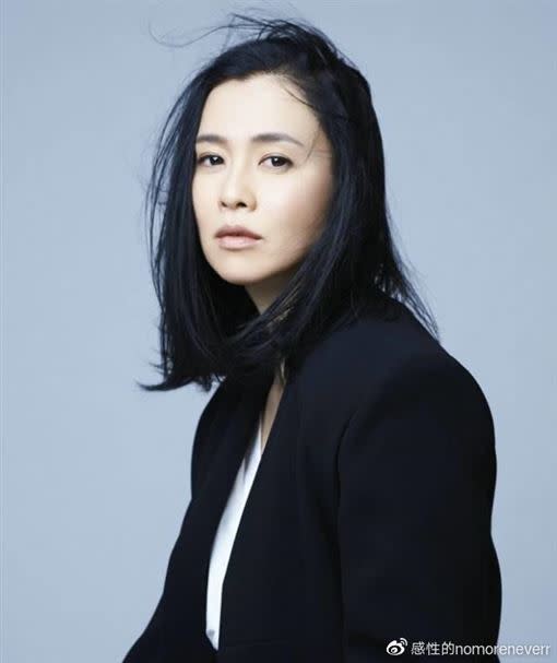 坂井真紀離婚。（圖／翻攝自微博）