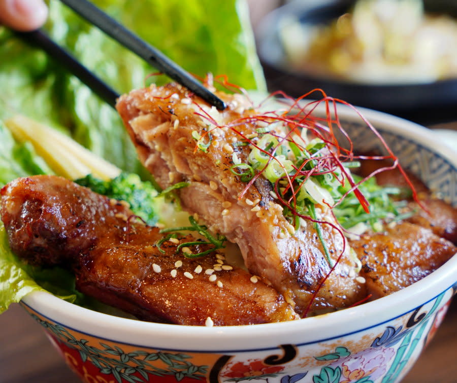 台南｜宮本武丼 直火肉山制丼所  台南安和店