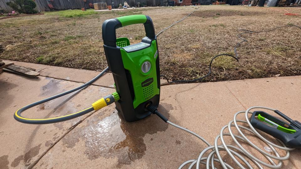 Greenworks GPW1501 pressure washer