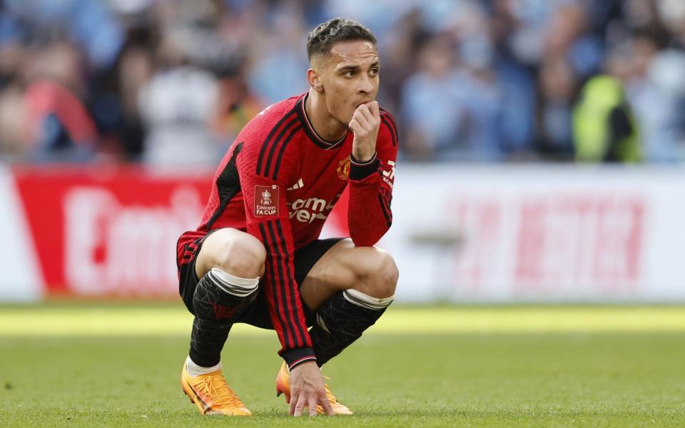 Antony during Man Utd's FA Cup semi-final against Coventry City