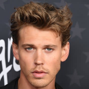 A closeup of Austin Butler