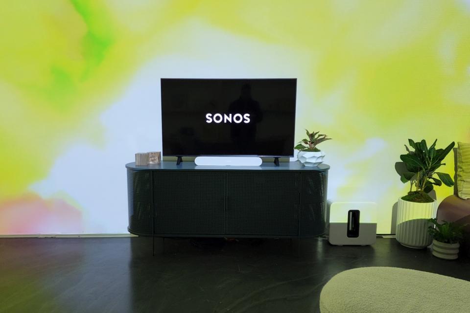 Sonos Ray Soundbar First Look