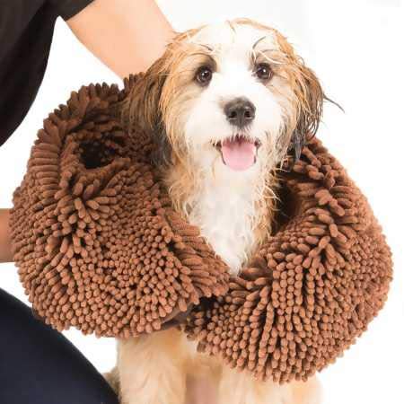 Dirty Dog Shammy Ultra Absorbent Microfiber Quick Drying Towel (Amazon / Amazon)