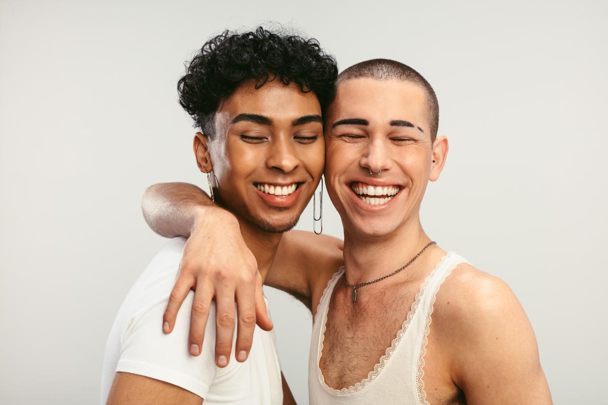 15 Ways Only Gay Men Show Affection