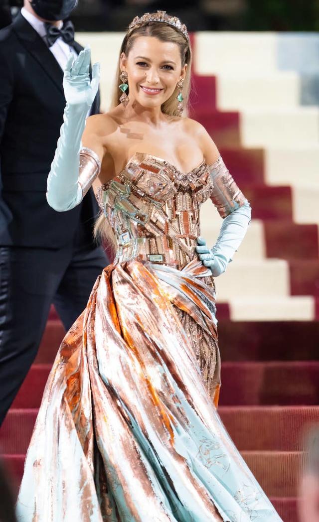 Blake Lively And Ryan Reynolds Revealed Why They Won't Be Attending The Met  Gala This Year, And Honestly, It Makes Sense