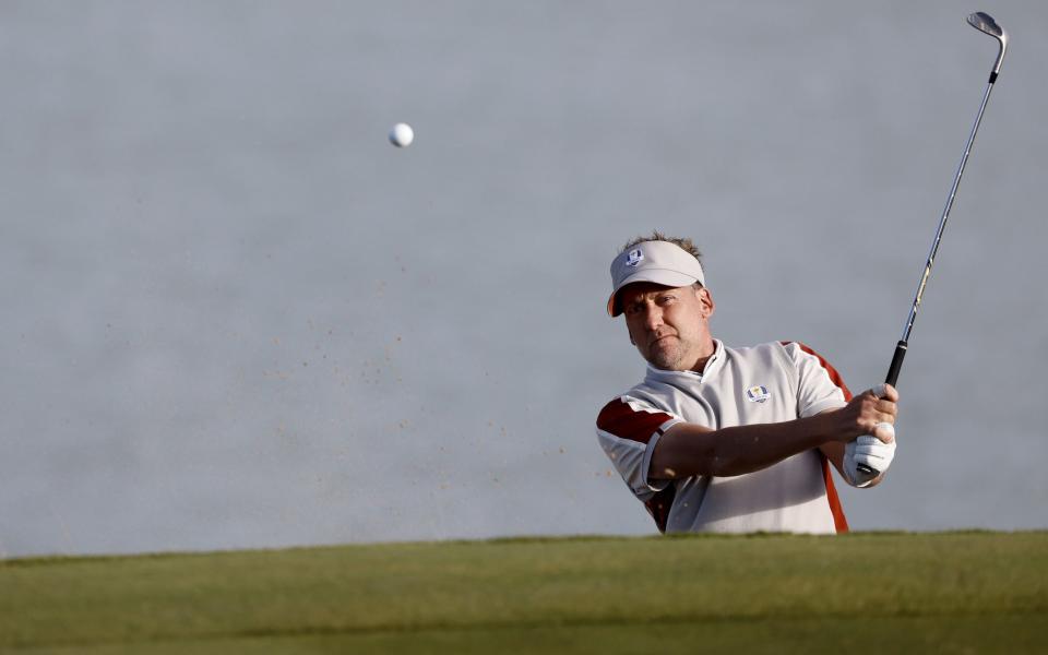 'Postman' Poulter will need to deliver on the final day - Shutterstock