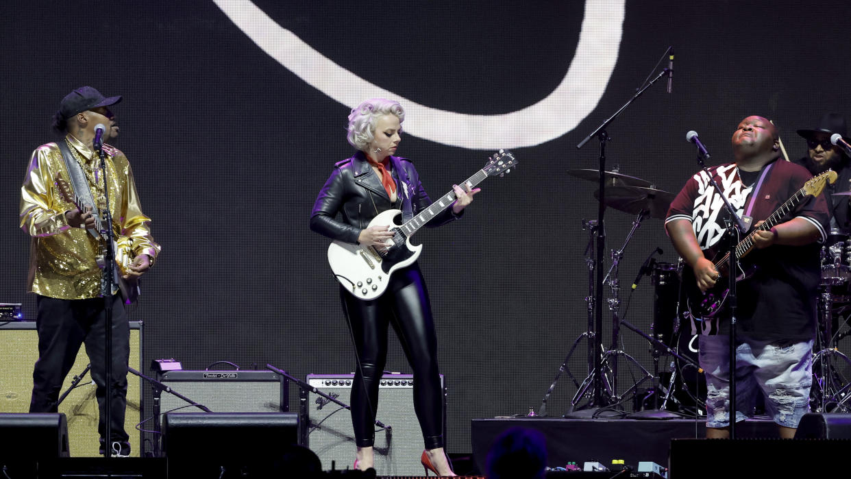  Eric Gales, Samantha Fish and Christone "Kingfish" Ingram perform onstage during Day 1 of Eric Clapton's Crossroads Guitar Festival at Crypto.com Arena on September 23, 2023 in Los Angeles, California. 