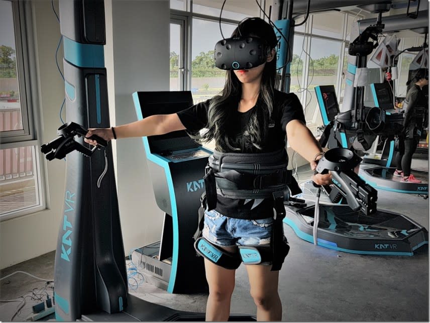 VR 就要這樣玩！全台最大虛擬實境體驗館開幕