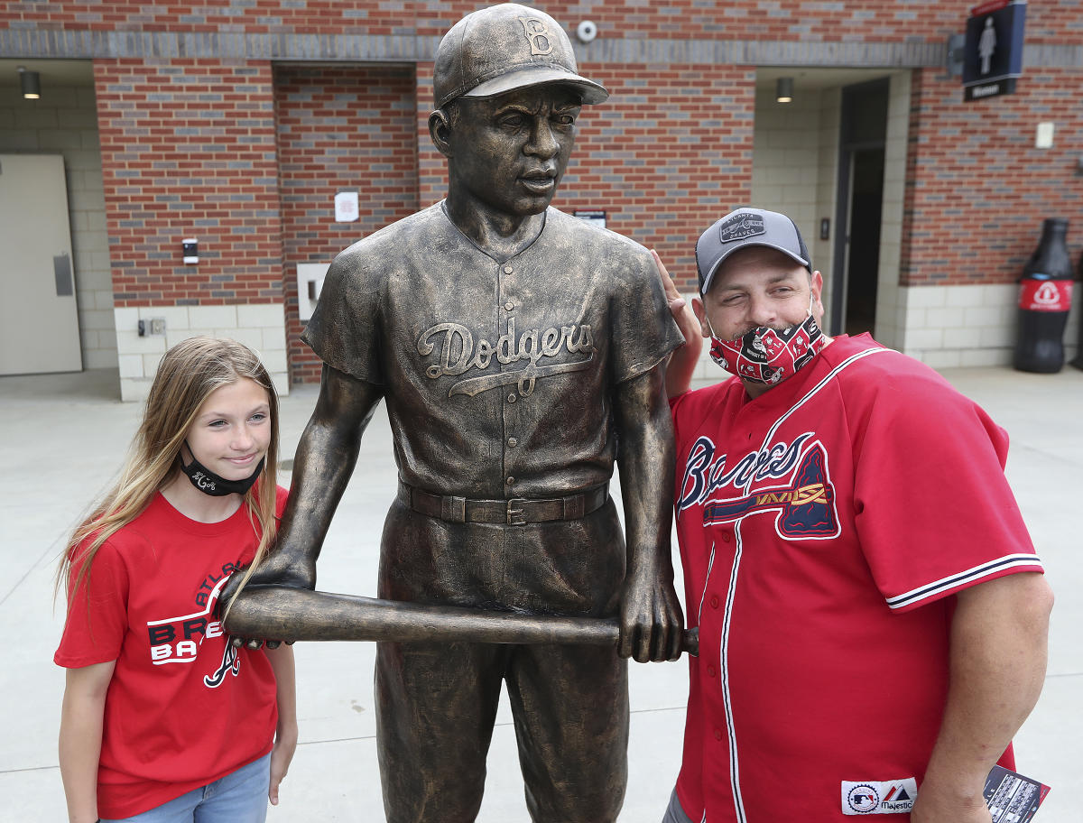 Jackie Robinson Tribute T-Shirt