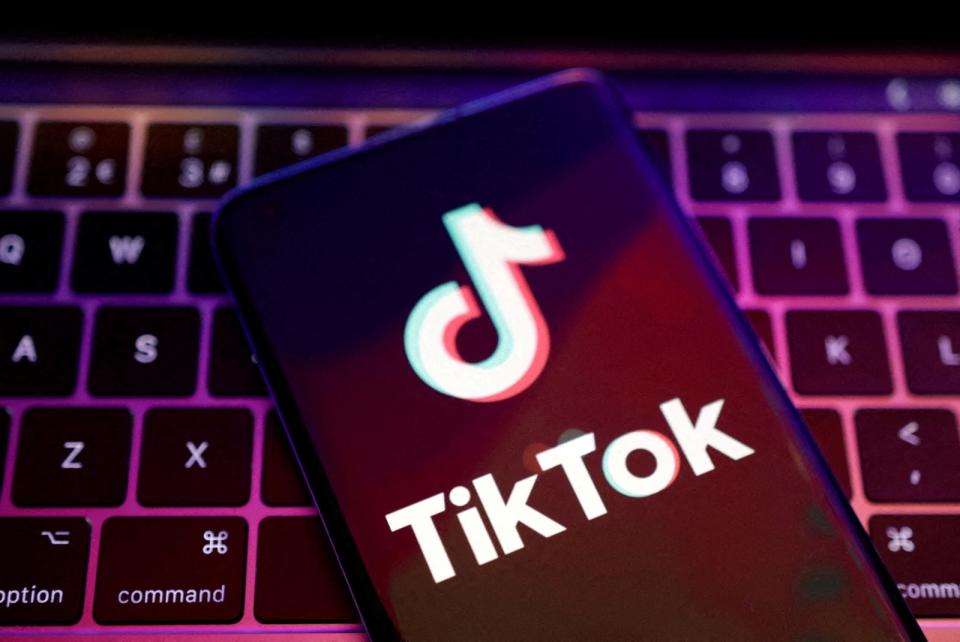 美國眾院20日投票後，TikTok恐面臨須脫離母公司「字節跳動」，否則將在全美被禁的危機。路透社