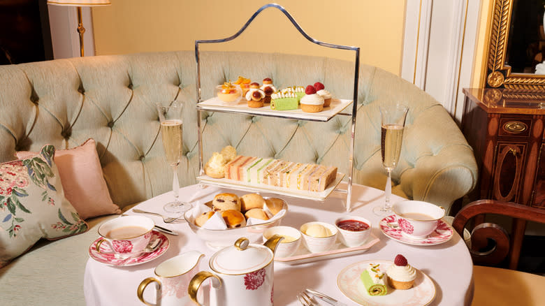 Extravagant afternoon tea and cakes