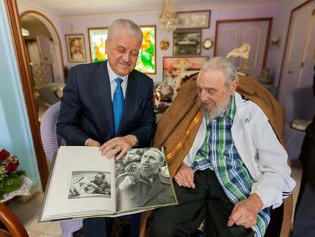 Cuba's former President Fidel Castro (R) and Algeria's Prime Minister Abdelmalek Sellal meet in Havana, Cuba, October 13, 2016, in this handout photo provided by Cubadebate. Alex Castro/Courtesy of Cubadebate/Handout via Reuters/Files