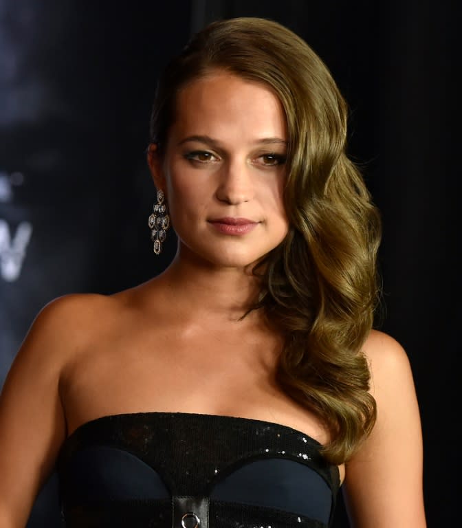 Romantic period drama "The Light Between Oceans" features real-life couple Alicia Vikander (pictured) and Michael Fassbender