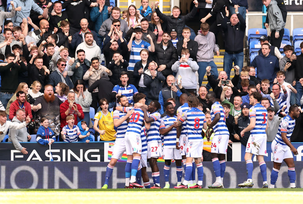  Reading season preview 2023/24 Andy Carroll of Reading FC celebrates after scoring his teams first goal during the Sky Bet Championship between Reading and Birmingham City at Select Car Leasing Stadium on April 07, 2023 in Reading, England. (Photo by Ryan Pierse/Getty Images) 