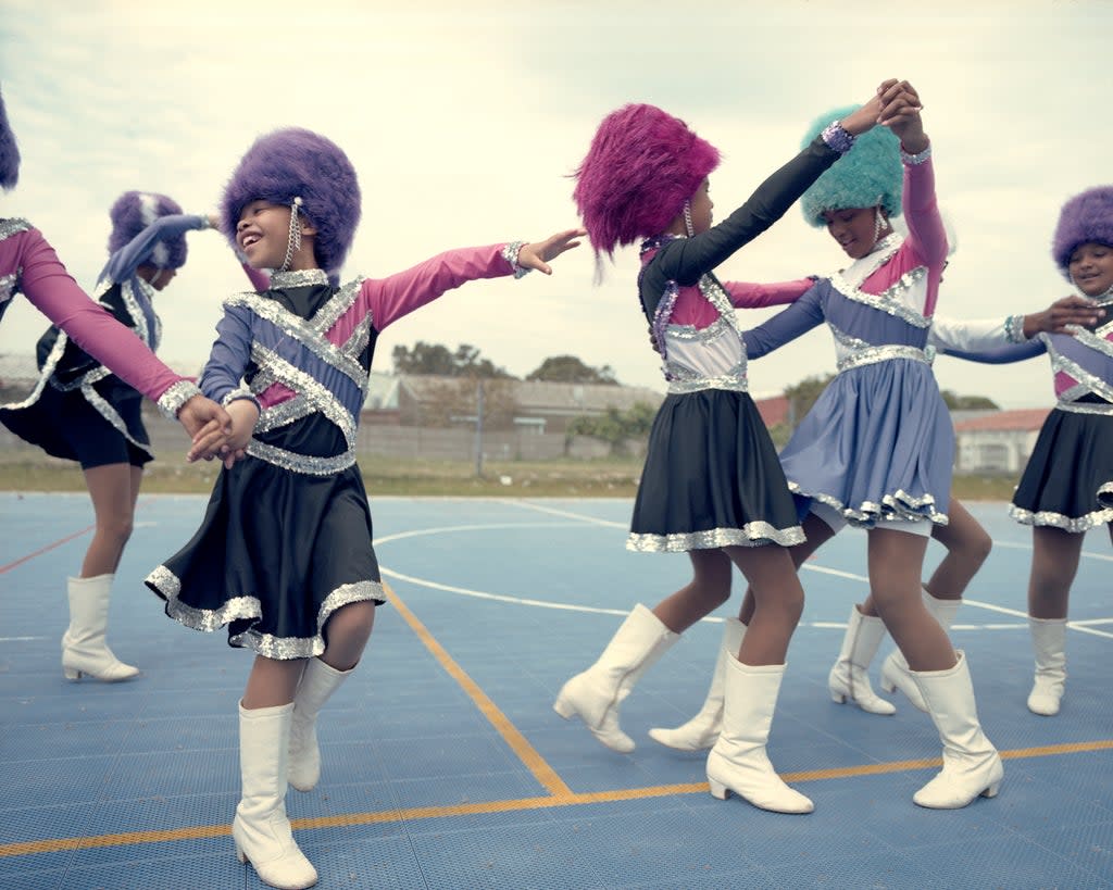 Dr Van Der Ross Primary School Majorettes, Belhar, Cape Town, 2017 (© Alice Mann)