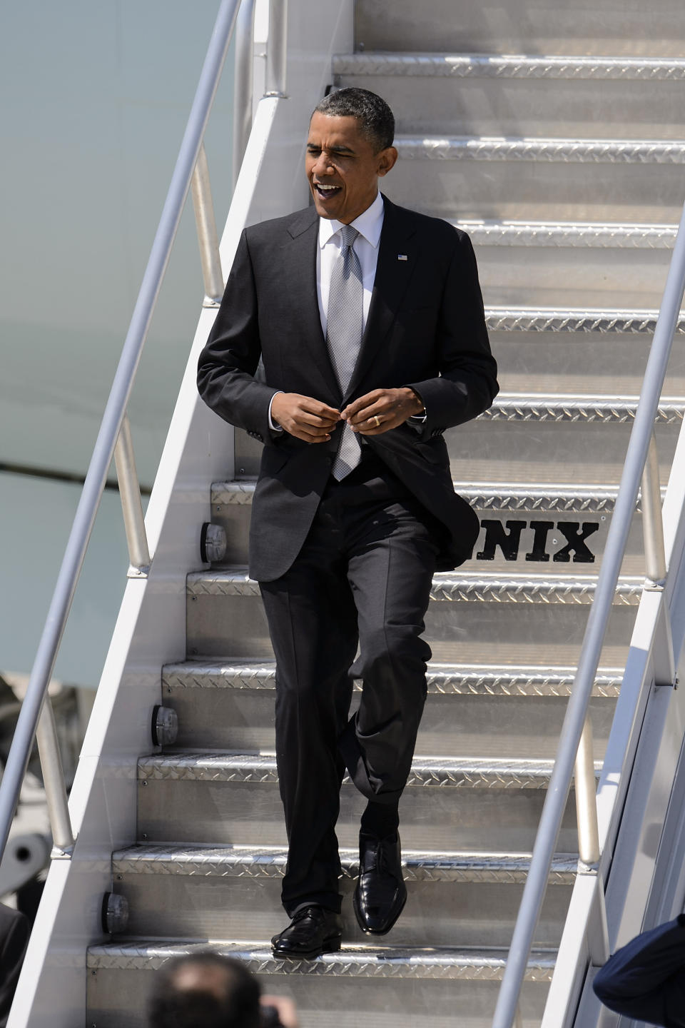 President Barack Obama arrives on Air Force One at Hartsfield-Jackson Atlanta International Airport, Tuesday, June 26, 2012, in Atlanta. (AP Photo/Paul Abell)
