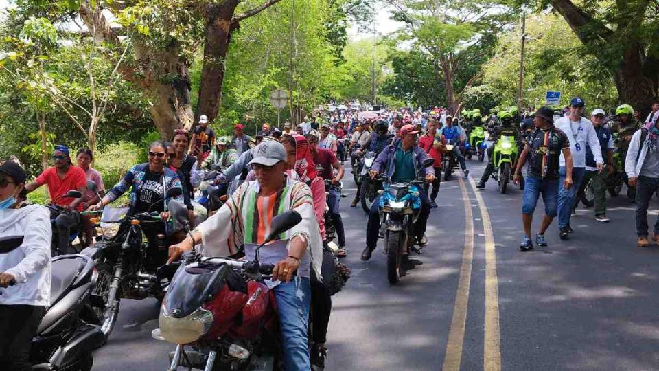 El miércoles, antes de que se anunciara el levantamiento del paro minero en Antioquia, hubo una movilización de los mineros de la región. Foto: Twitter (@Comite_Minero)