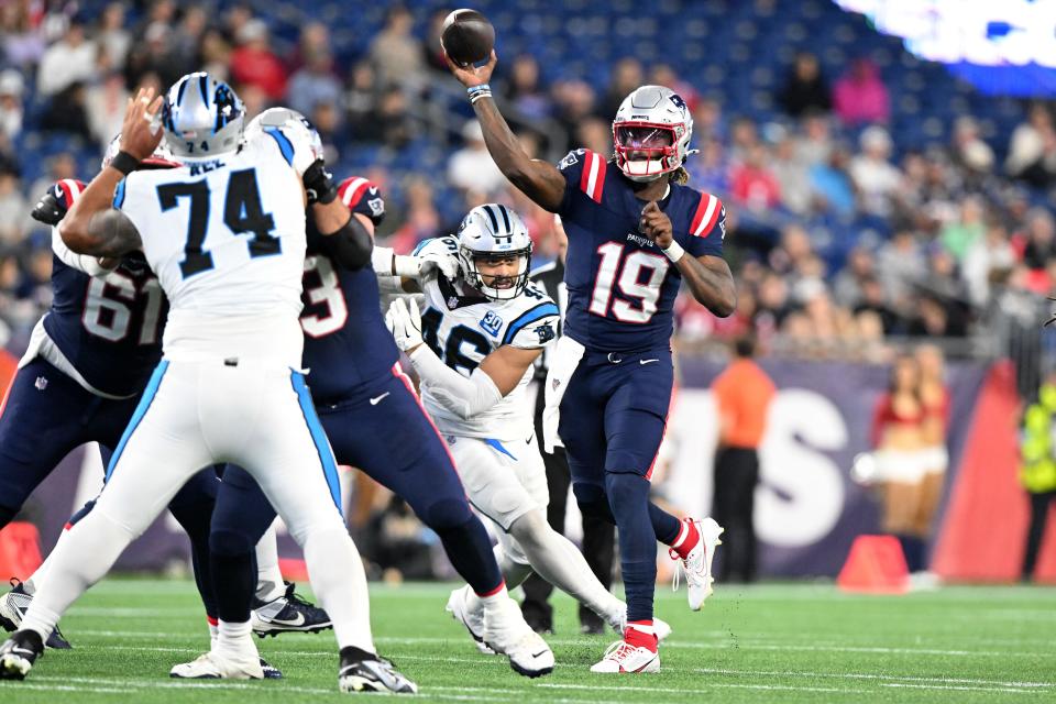 Here's how the Patriots quarterbacks performed in the preseason opener