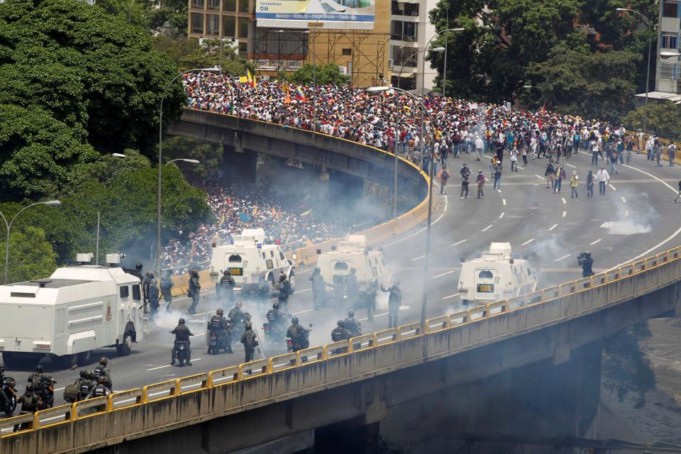 FOTOS: Venezuela encendida por "la madre de las marchas"