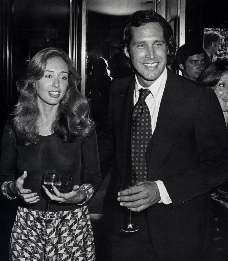 Just 89 Photos of Celebrities Partying in the '70s