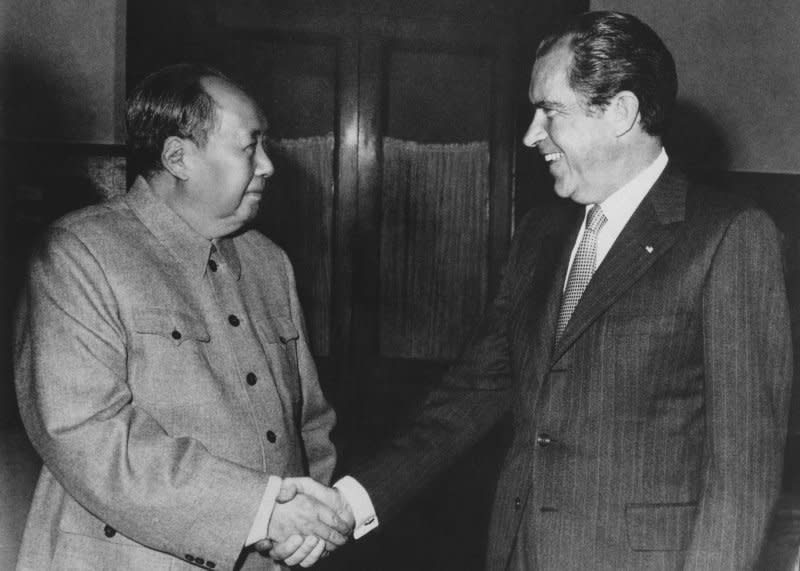 美國總統尼克森1972年訪問中國，會見中國最高領導人毛澤東（AP）