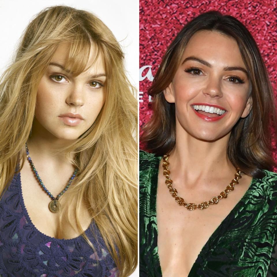 Aimee Teegarden Played Julie Taylor