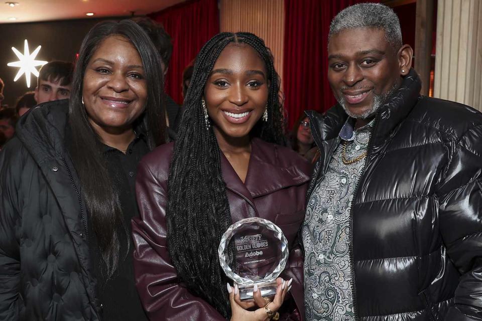 <p>John Salangsang/Variety via Getty Images</p> Andrea Hamilton, Normani and Derrick Hamilton