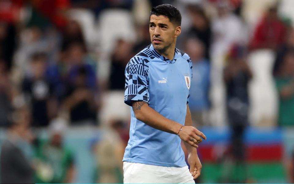 Luis Suarez of Uruguay warms up - Getty