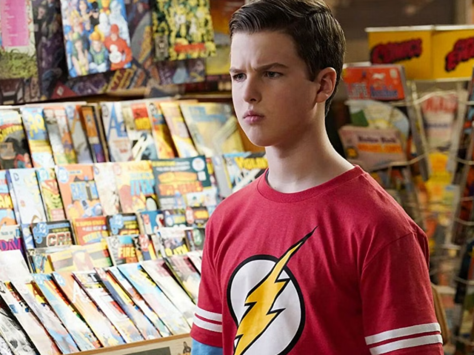 young sheldon season 6, iain armitage in a red the flash t shirt in a comic store