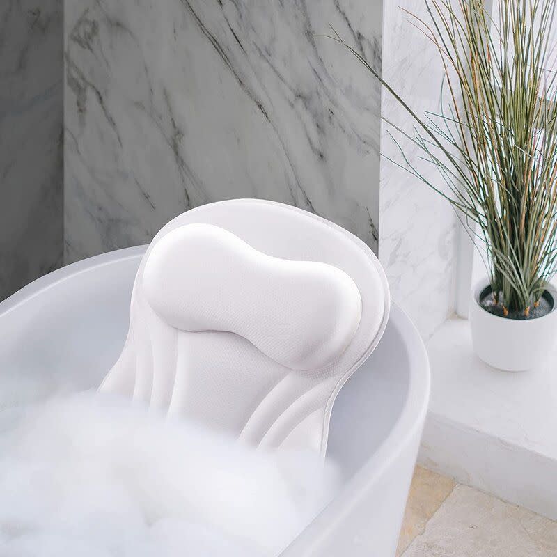 4) Suction Bath Pillow