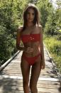 <p>Emily Ratajkowski slays in a red bikini.</p>