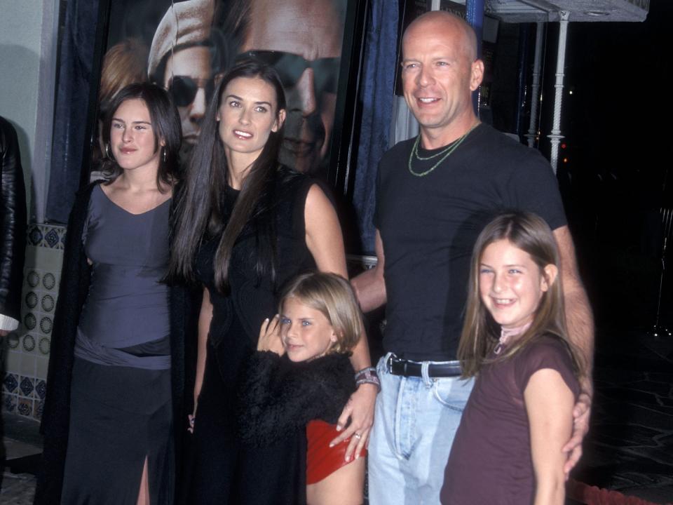 demi moore bruce willis and their three daughters in 2001