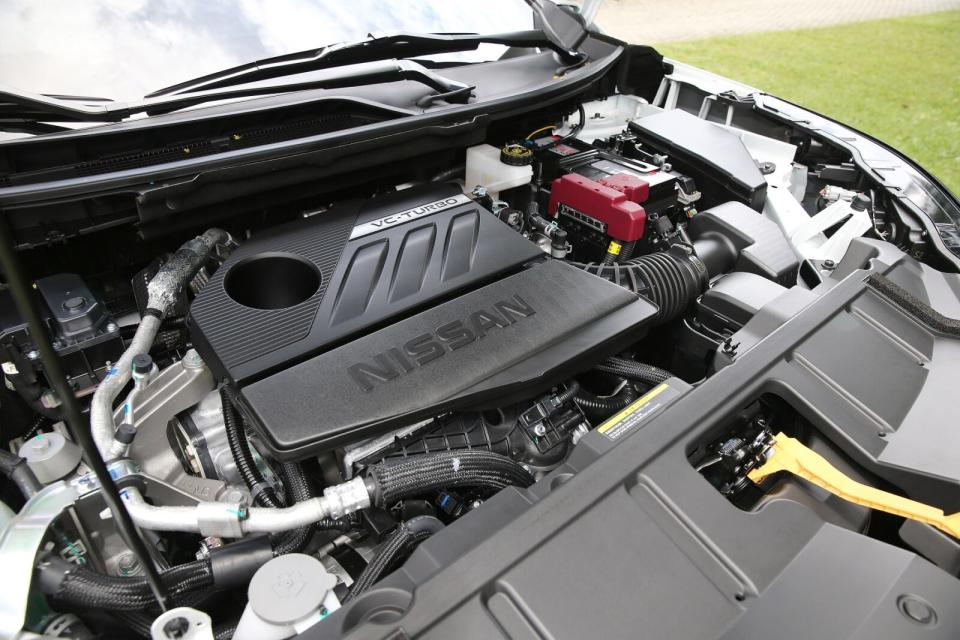 改搭1.5升VC-Turbo可變壓縮比渦輪引擎，並搭配12V輕油電系統，可輸出204hp、30.6kgm最大馬力及扭力。