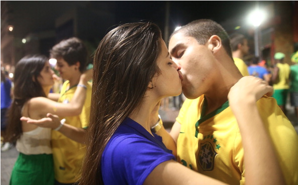 Belo Horizonte, where they love football and Group C begins