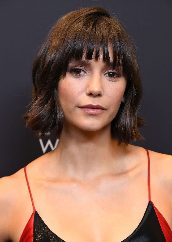 short hairstyles for thick hair nina dobrev