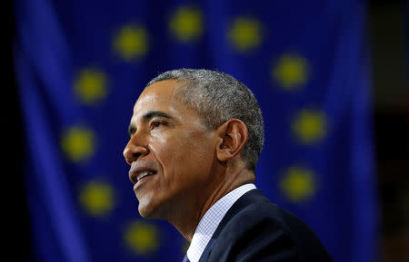 U.S. President Barack Obama delivers a speech during his visit to Hanover, Germany April 25, 2016. REUTERS/Kevin Lamarque