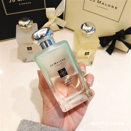 Jo Malone London 秘境花園限量系列「桂花古龍水」。（圖／記者林芷卉攝影／品牌提供）