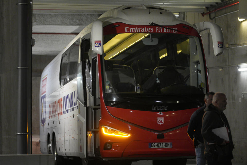 The bus of the Lyon soccer team is seen stoned before arriving at the Velodrome Stadium prior to the French League One soccer match between Olympique de Marseille and Lyon in Marseille, France, Sunday, Oct. 29, 2023. (AP Photo/Daniel Cole)