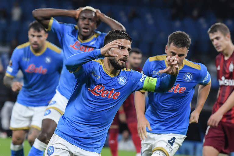 Lorenzo Insigne, ex capitán de Napoli, festeja un gol de su equipo; en julio pasado dejó su ciudad en el sur italiano y se convirtió en el jugador mejor pago de la MLS estadounidense, donde gana 15 millones de dólares al año