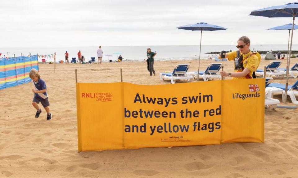 Putting up safety signs at the start of the day in Broadstairs.