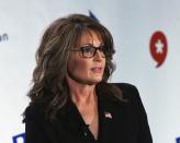 Die größte Sensation der dritten Staffel in den USA dürfte ihre Enthüllung gewesen sein: Die ehemalige, republikanische Vizepräsidentschaftskandidatin Sarah Palin steckte im Kostüm des Bären und belegte Platz zwölf. (Bild: Michael Schwartz/Getty Images)