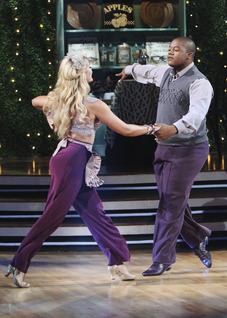 Lacey Schwimmer and Kyle Massey perform on "Dancing with the Stars."